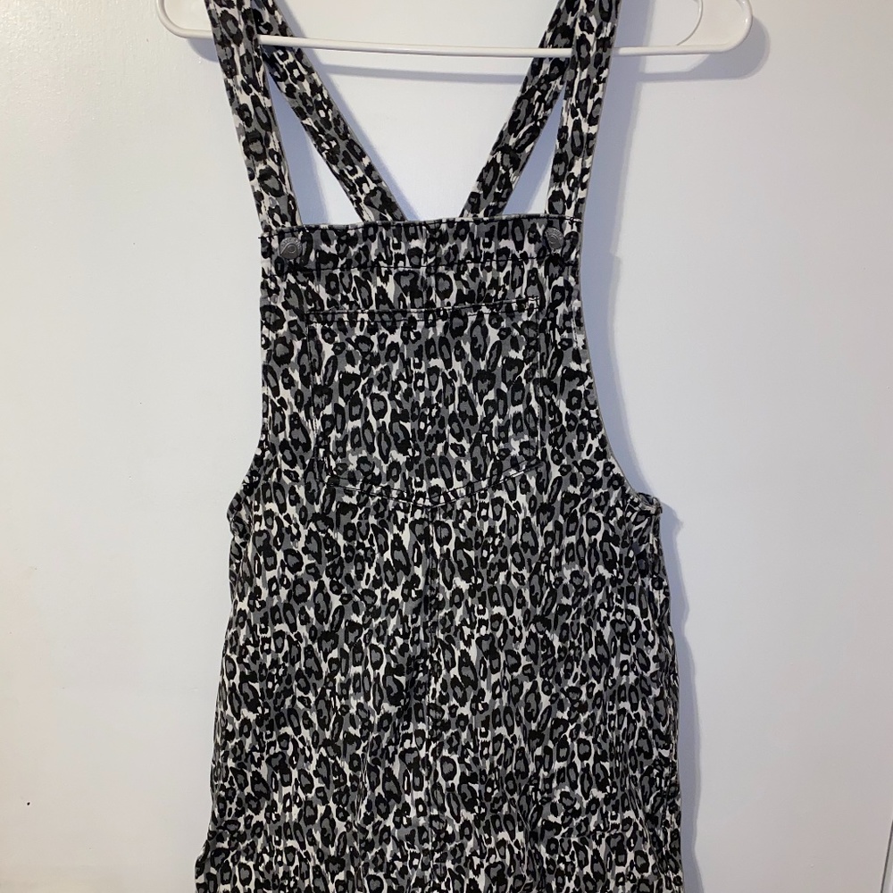 Overall dress